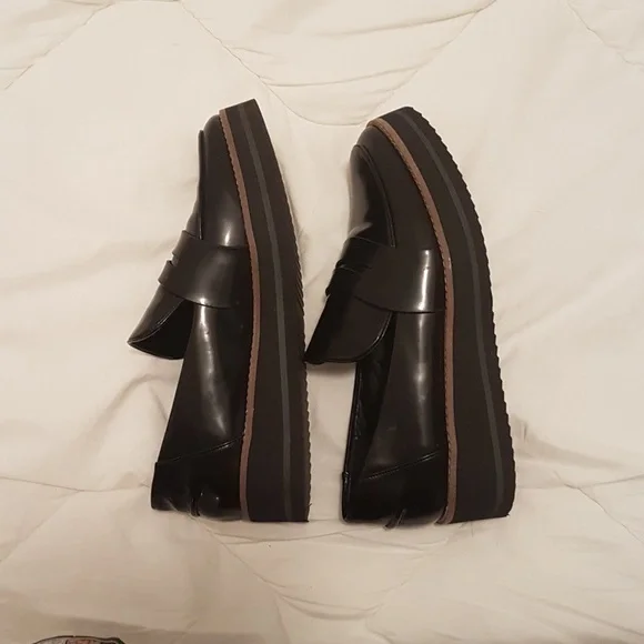 Design Lab Loafers - Picture 4 of 7